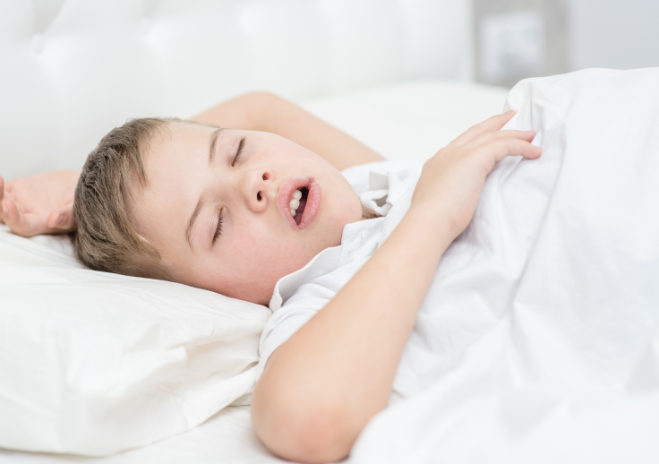 お口ぽかんな子ども